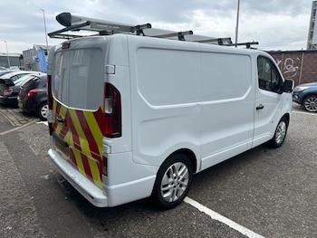 Used Vauxhall Vivaro 2015 for sale - 75356775: Photo