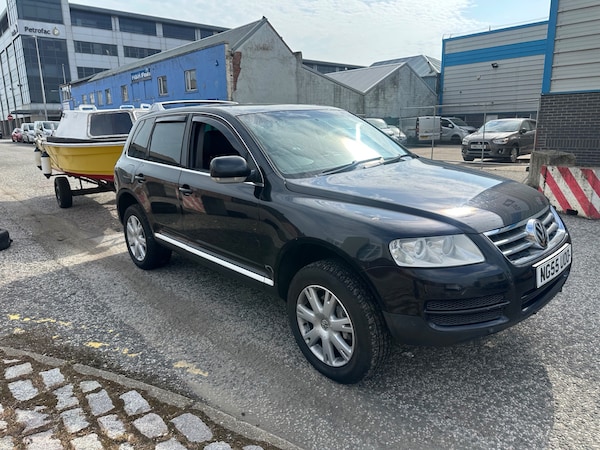 Used Volkswagen Touareg 2005 for sale - 75588040: Photo 2