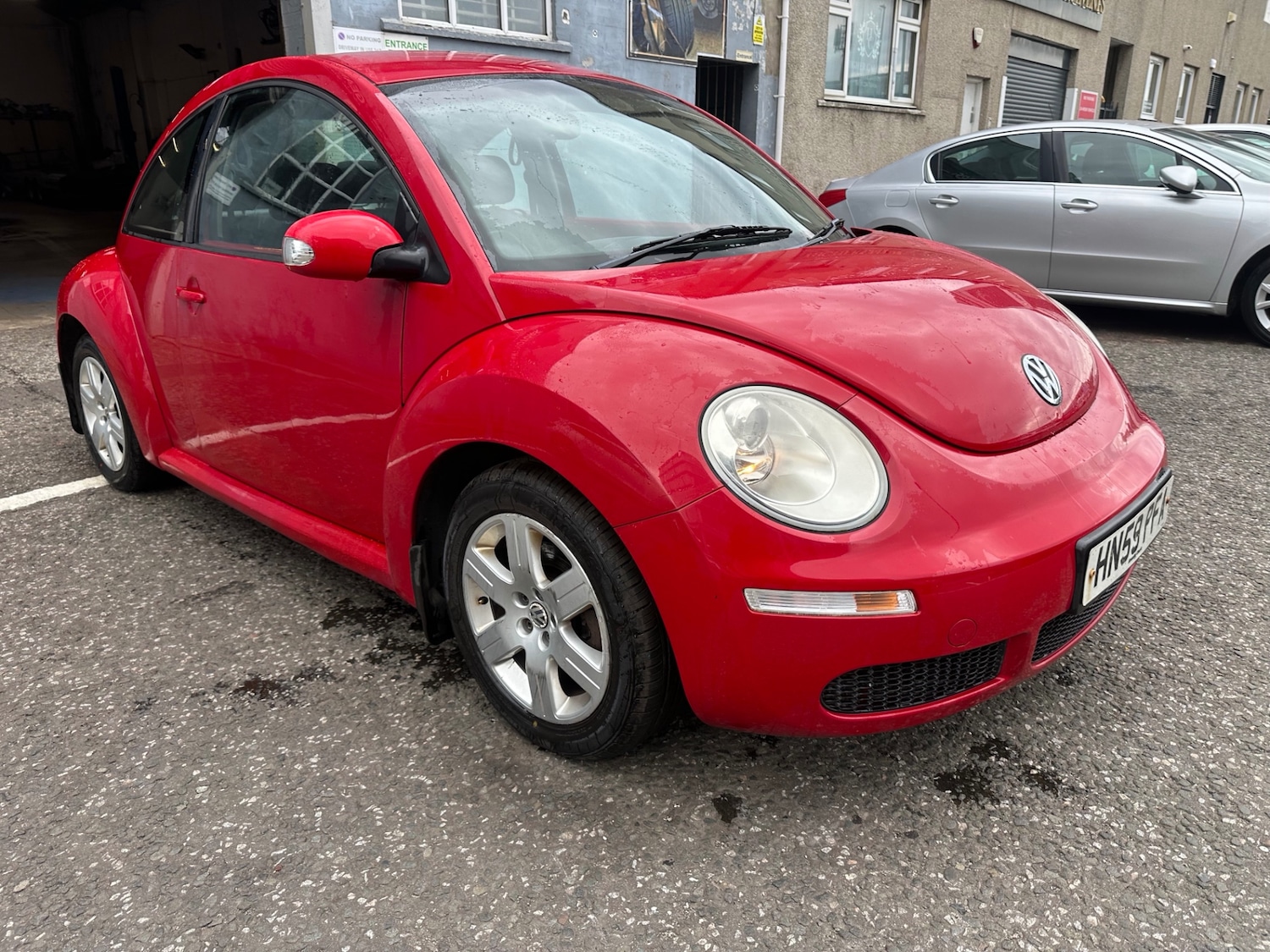 Used Volkswagen Beetle 2009 for sale - 76098987: Photo 3
