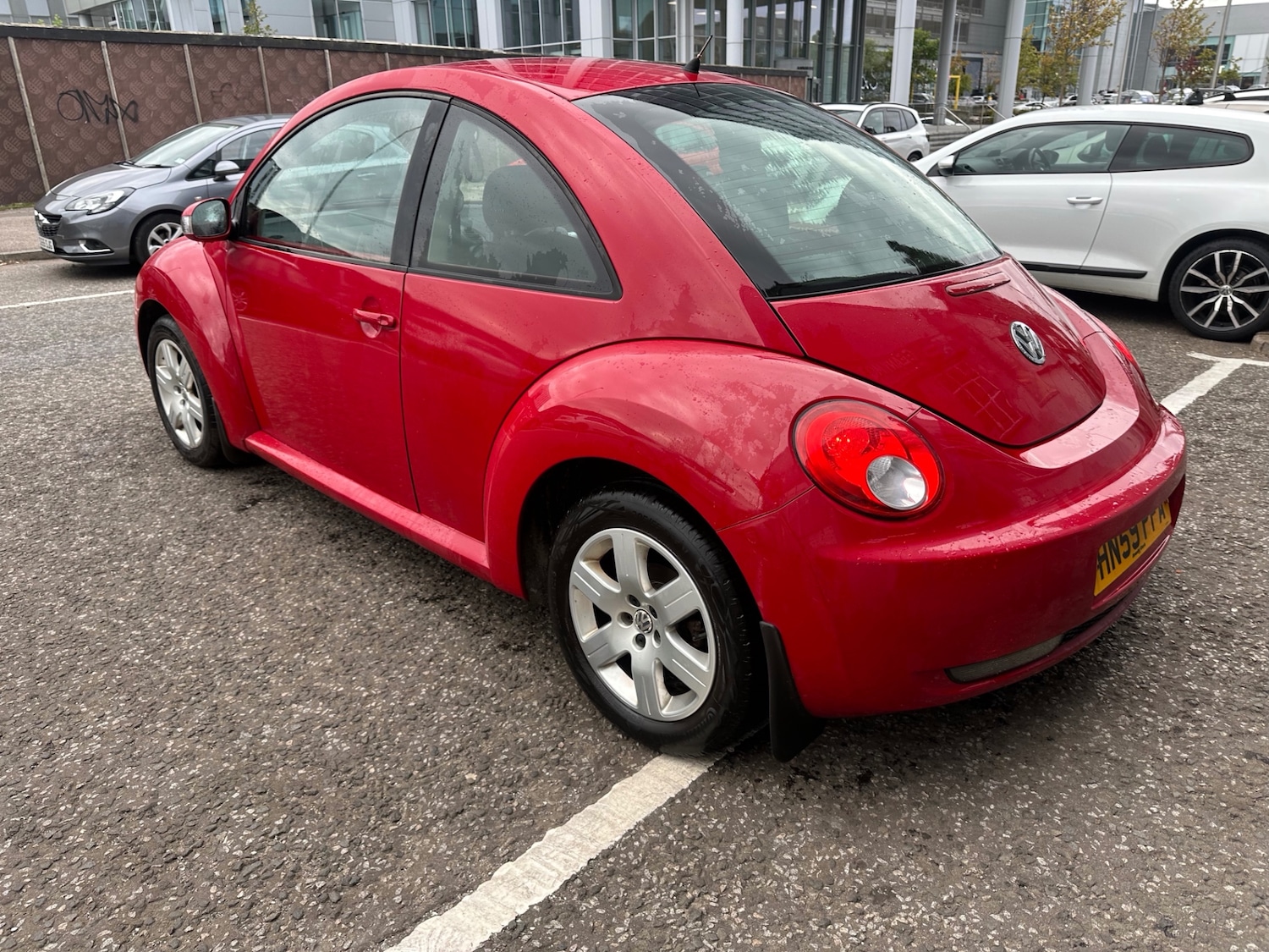 Used Volkswagen Beetle 2009 for sale - 76098987: Photo 5