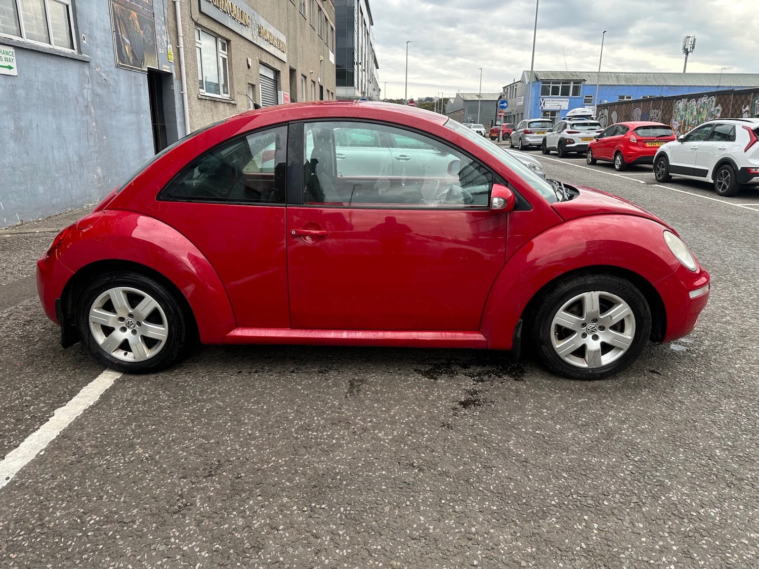 Used Volkswagen Beetle 2009 for sale - 76098987: Photo 7