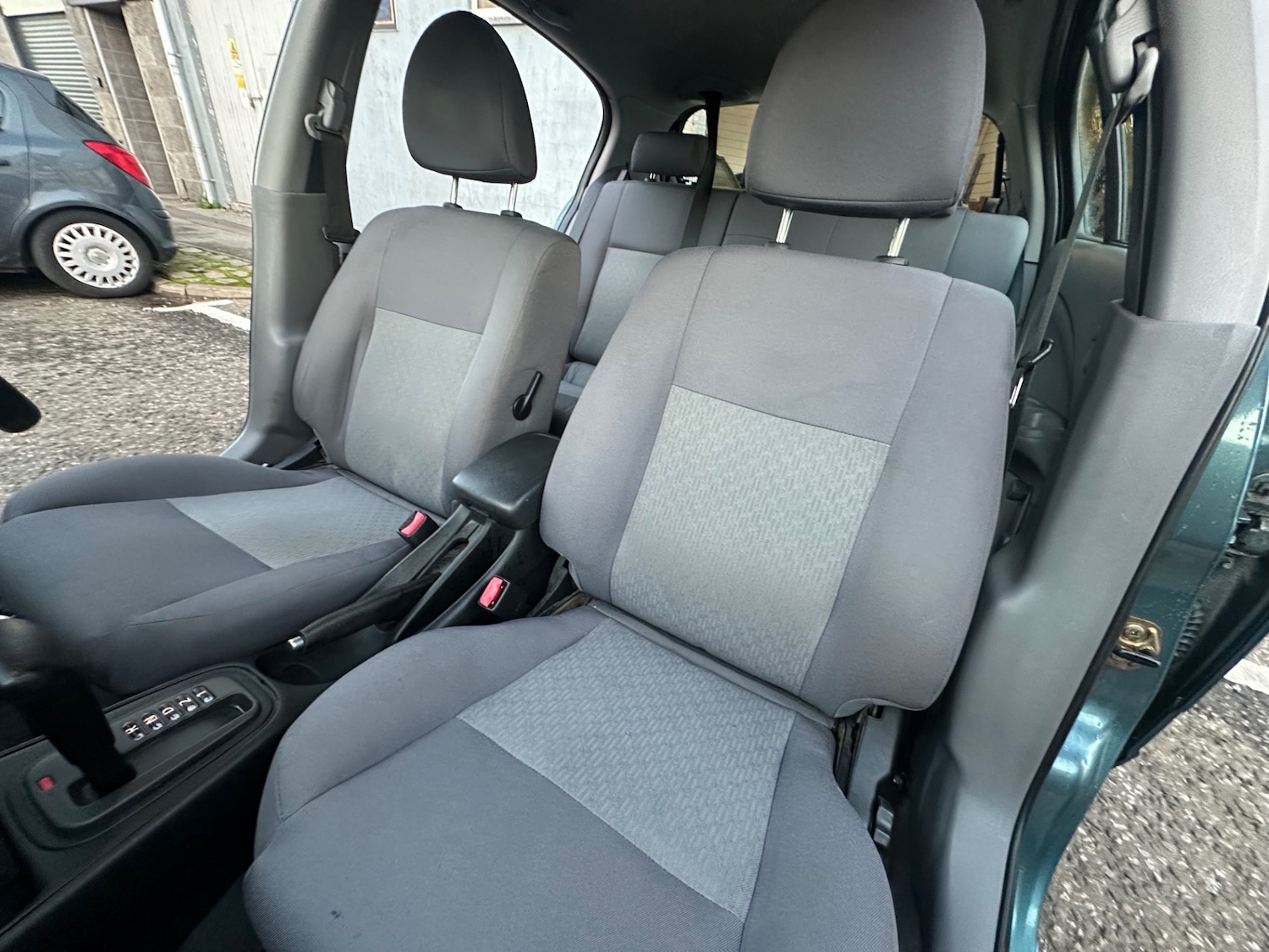 Used Nissan Almera 2003 for sale - 76325877: Photo 13