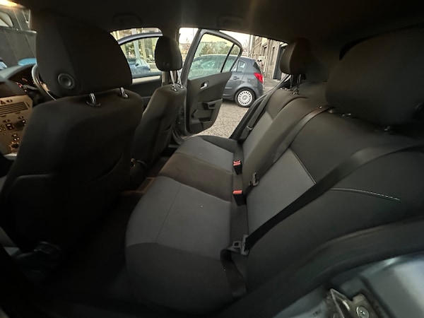 Used Vauxhall Astra 2009 for sale - 76282571: Photo 15