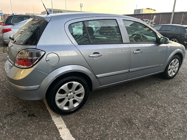 Used Vauxhall Astra 2009 for sale - 76282571: Photo 6