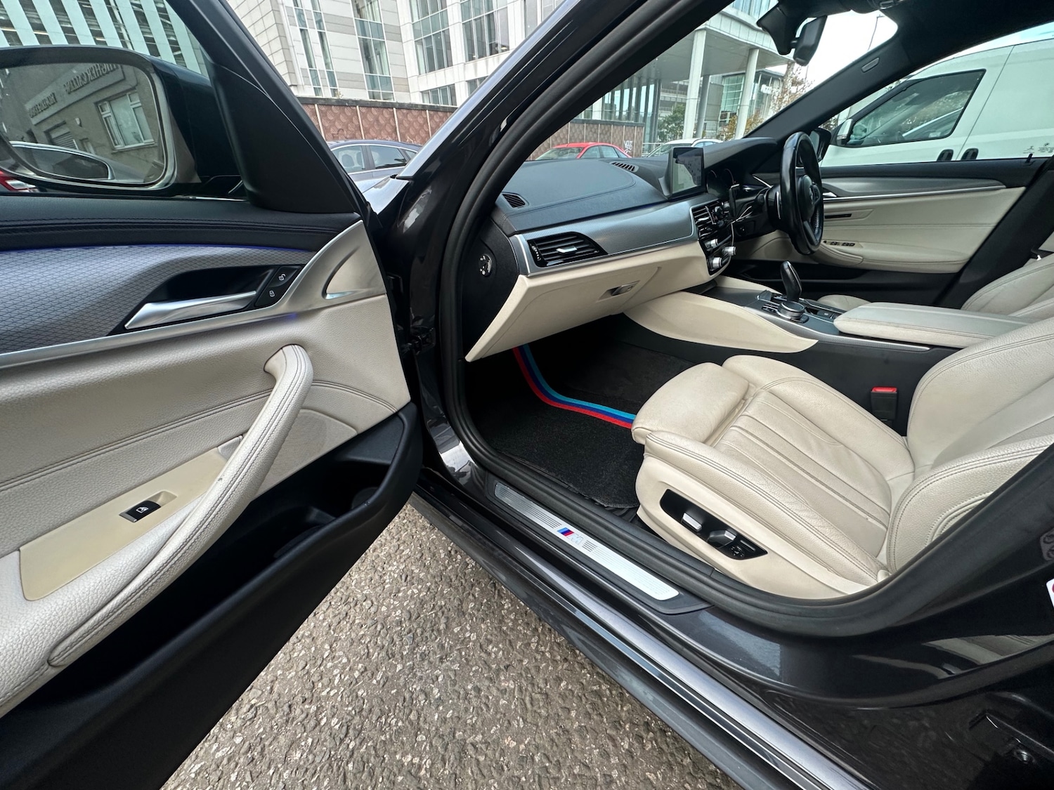 Used BMW 5 Series 2018 for sale - 76258609: Photo 16