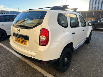 Used Dacia Duster 2013 for sale - 76931118: Photo