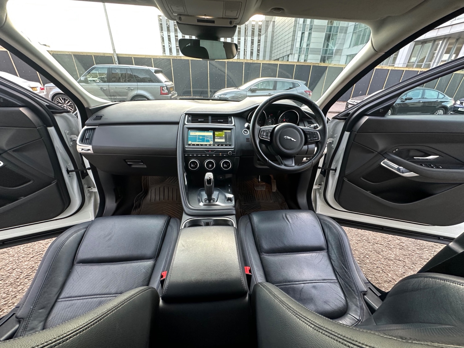 Used Jaguar E-Pace 2018 for sale - 77956915: Photo 11