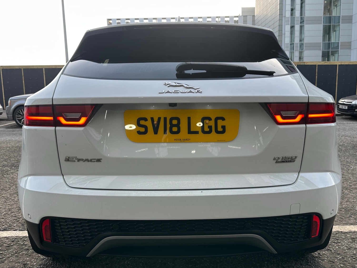 Used Jaguar E-Pace 2018 for sale - 77956915: Photo 2