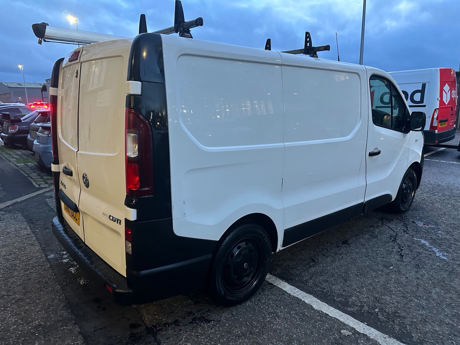 Used Vauxhall Vivaro 2017 for sale - 76837600: Photo 5