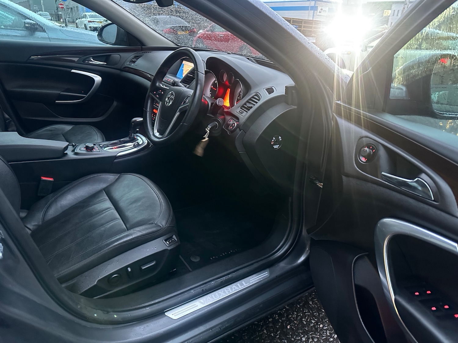 Used Vauxhall Insignia 2011 for sale - 76885280: Photo 9