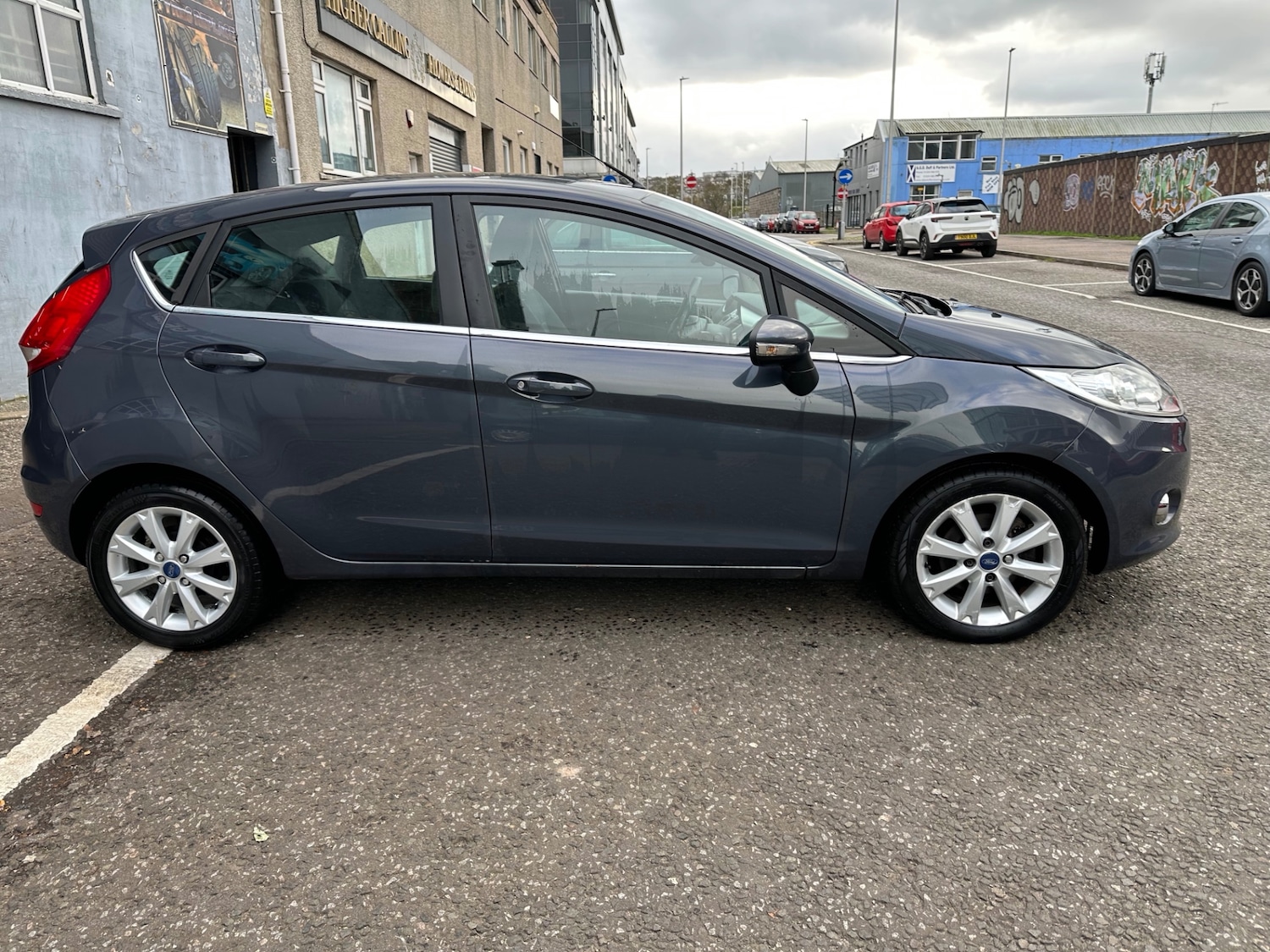 Used Ford Fiesta 2011 for sale - 76596907: Photo 7