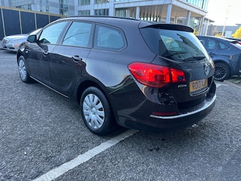 Used Vauxhall Astra 2013 for sale - 78428722: Photo