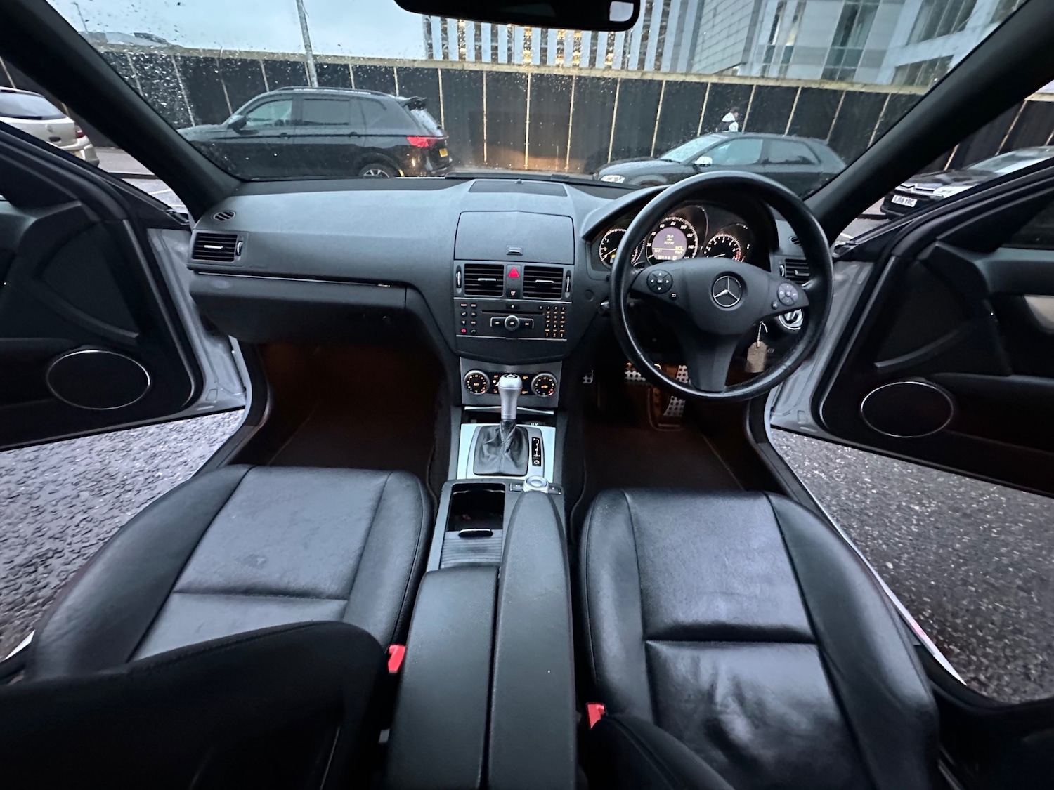 Used Mercedes-Benz C Class 2010 for sale - 77564351: Photo 16