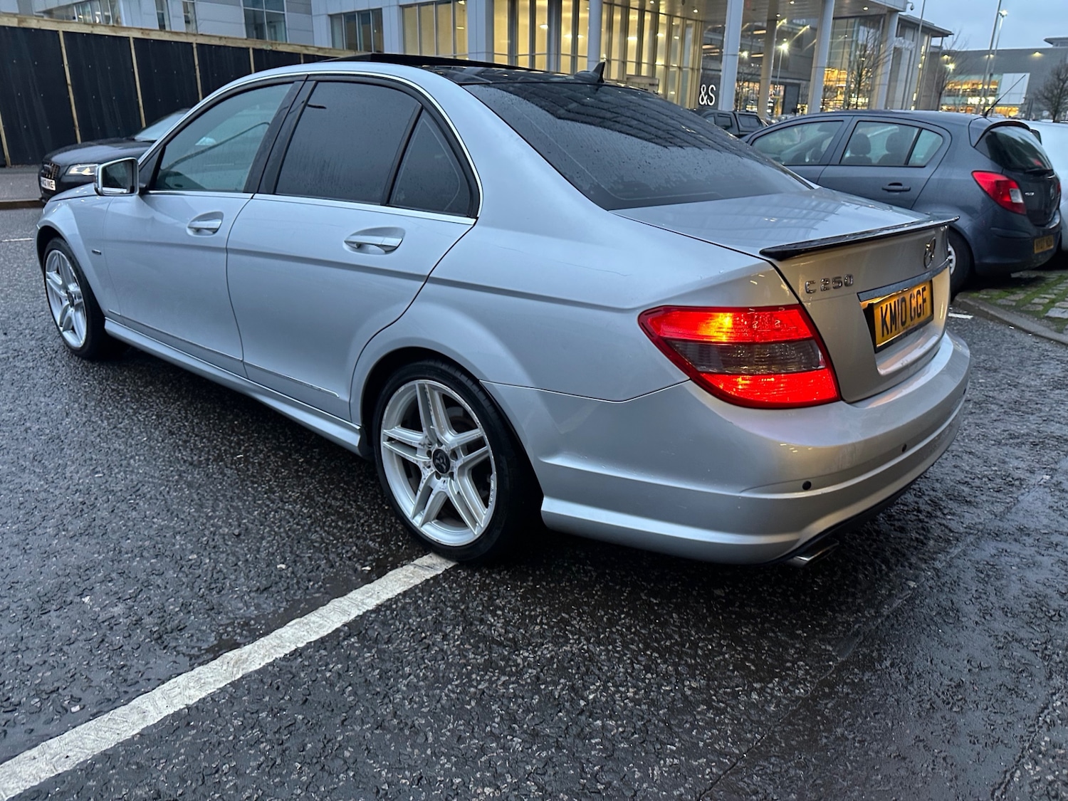 Used Mercedes-Benz C Class 2010 for sale - 77564351: Photo 5