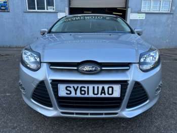 2011 (61) - 1.6 125 Zetec 5dr