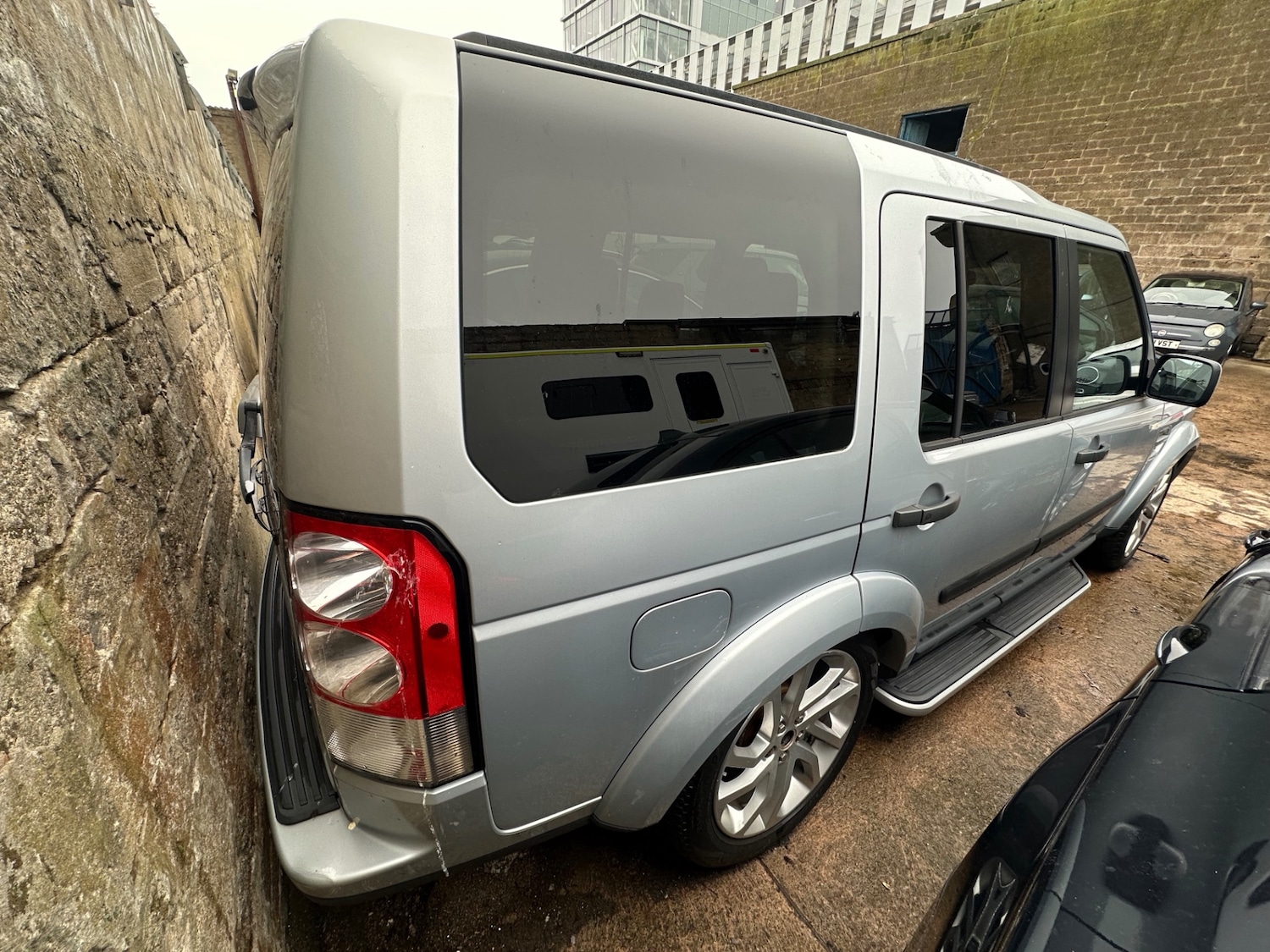 Used Land Rover Discovery 2009 for sale - 77852708: Photo 2