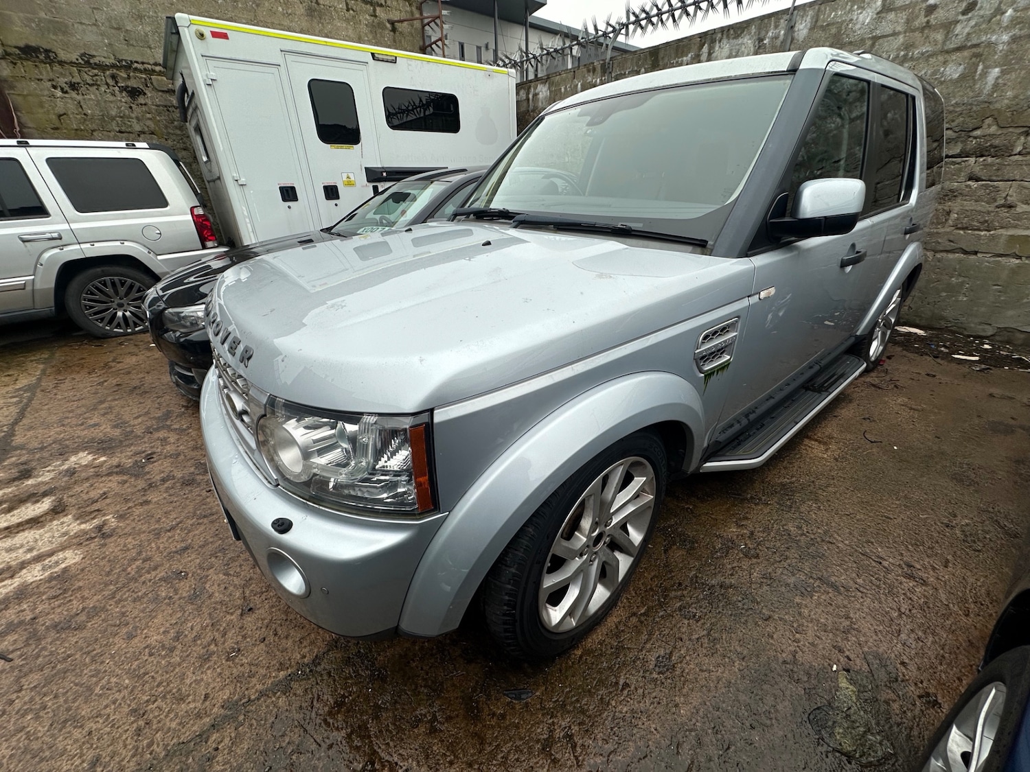 Used Land Rover Discovery 2009 for sale - 77852708: Photo 3