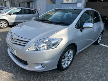 Used Toyota Auris 2011 for sale - 75582237: Photo