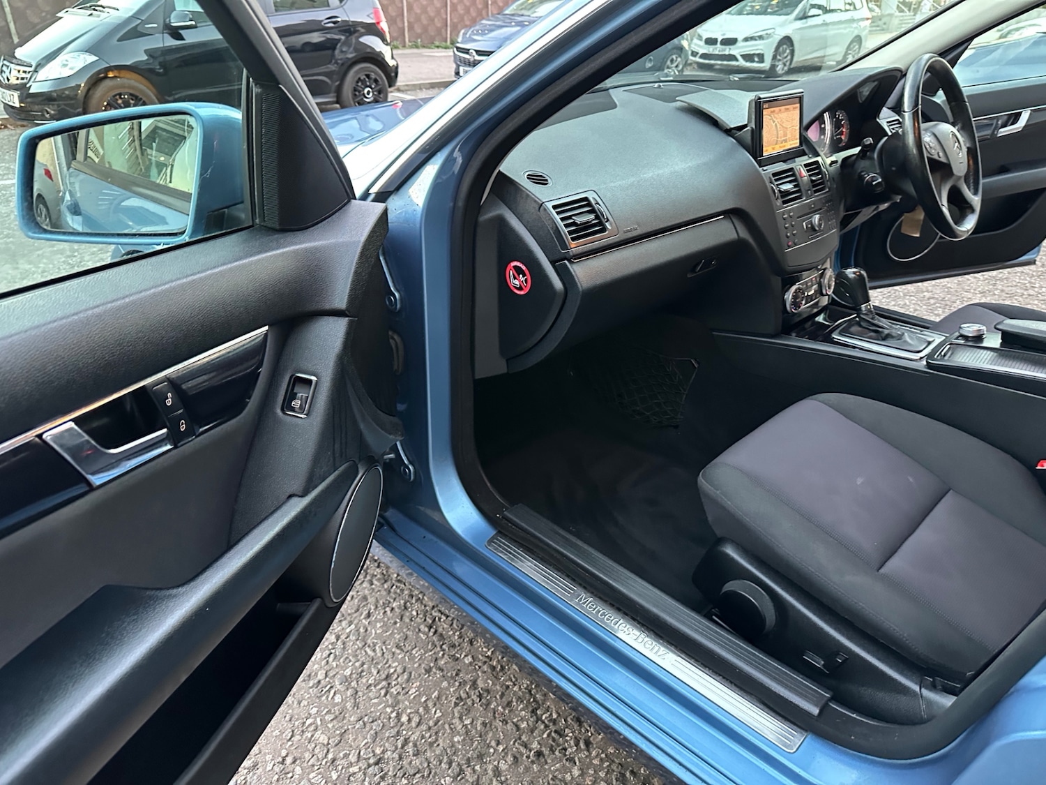 Used Mercedes-Benz C Class 2010 for sale - 76237497: Photo 12