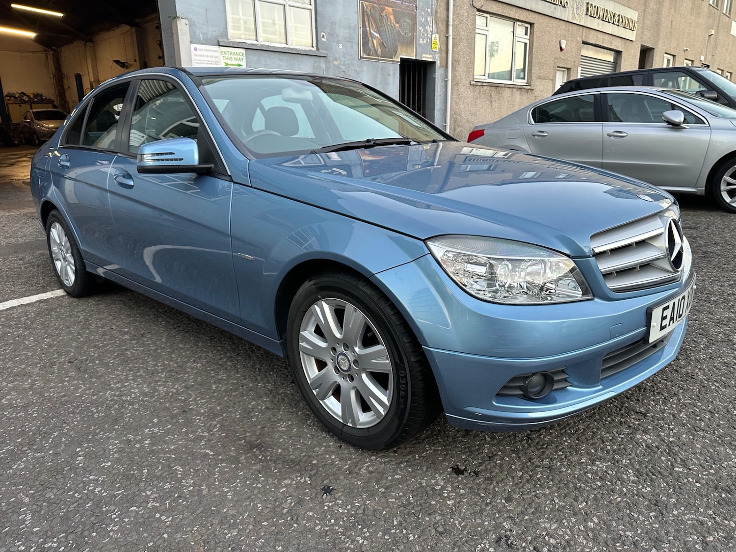 Used Mercedes-Benz C Class 2010 for sale - 76237497: Photo 3