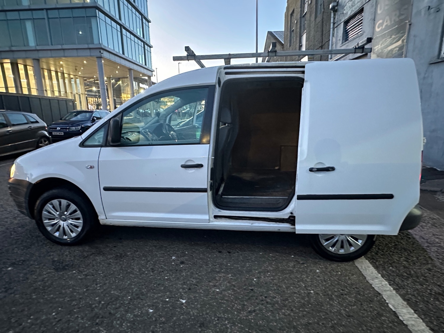 Used Volkswagen Caddy 2009 for sale - 78063137: Photo 6