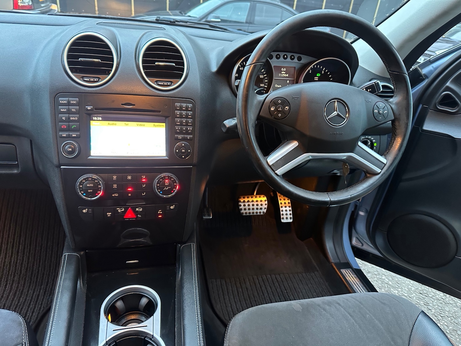 Used Mercedes-Benz M Class 2011 for sale - 78073313: Photo 10