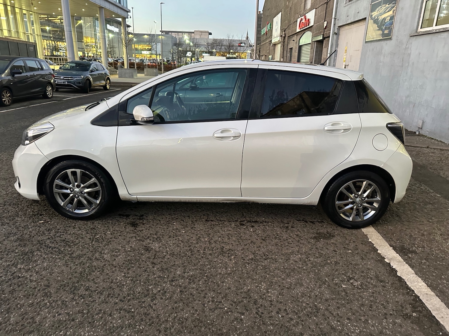 Used Toyota Yaris 2014 for sale - 77101617: Photo 7