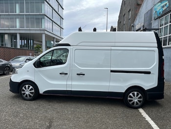Used Renault Trafic 2018 for sale - 75743526: Photo