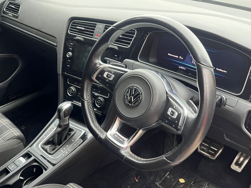 Used Volkswagen Golf 2017 for sale - 76751060: Photo 4