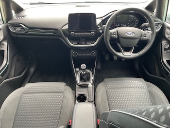 Used Ford Fiesta 2018 for sale - 75236361: Photo