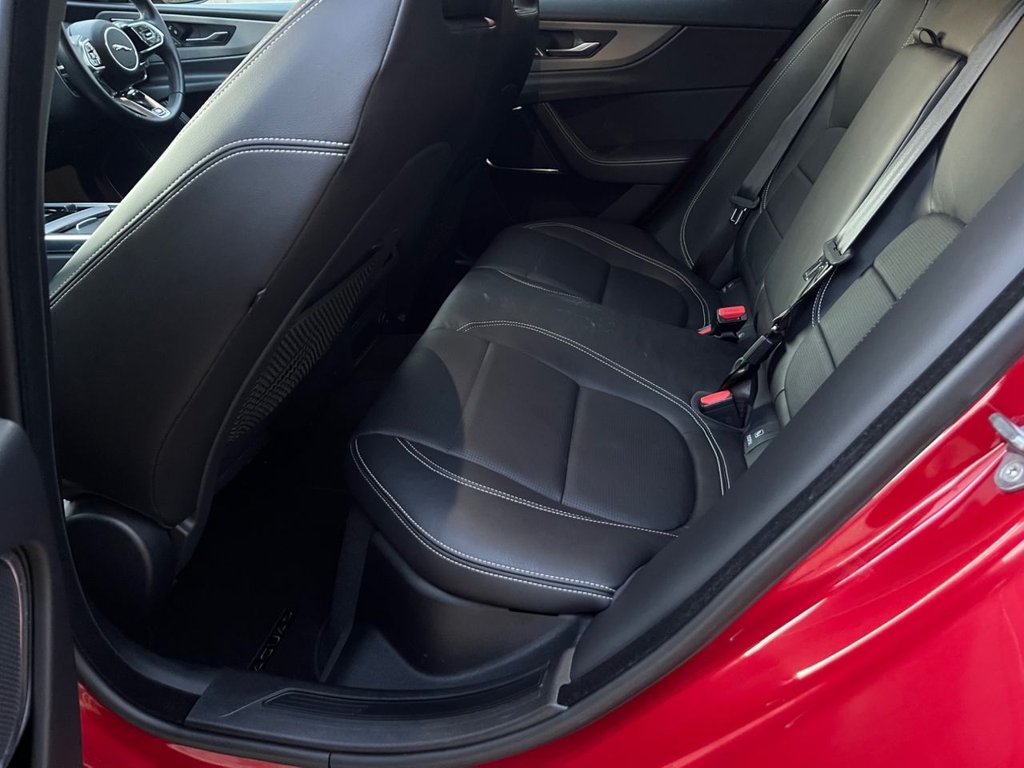 Used Jaguar XE 2020 for sale - 76740758: Photo 16