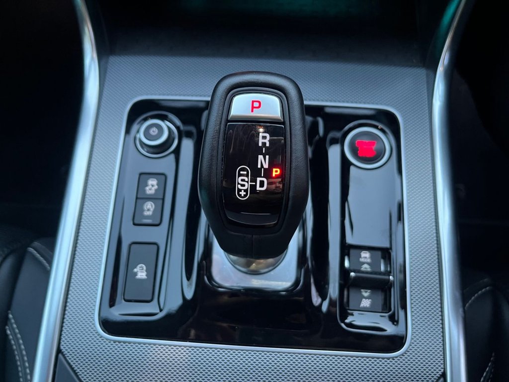 Used Jaguar XE 2020 for sale - 76740758: Photo 22