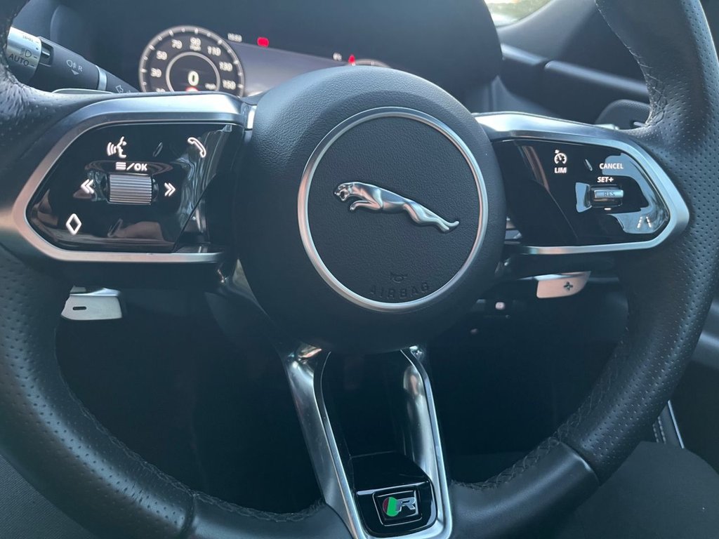 Used Jaguar XE 2020 for sale - 76740758: Photo 26