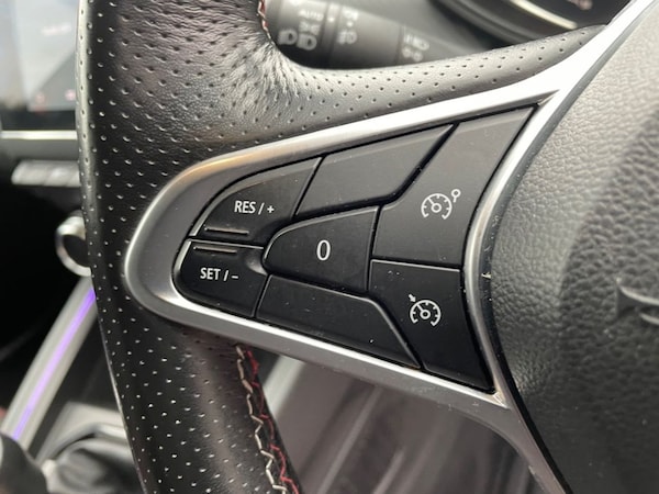 Used Renault Clio 2022 for sale - 76256279: Photo 11