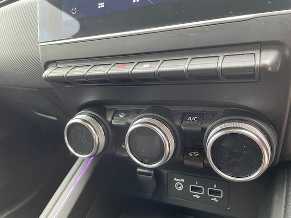 Used Renault Clio 2022 for sale - 76256279: Photo 19