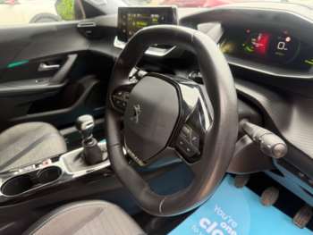 Used Peugeot 2008 2021 for sale - 75264191: Photo