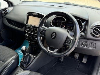 Used Renault Clio 2018 for sale - 78468836: Photo