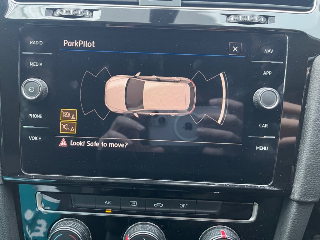 Used Volkswagen Golf 2018 for sale - 76798039: Photo 19