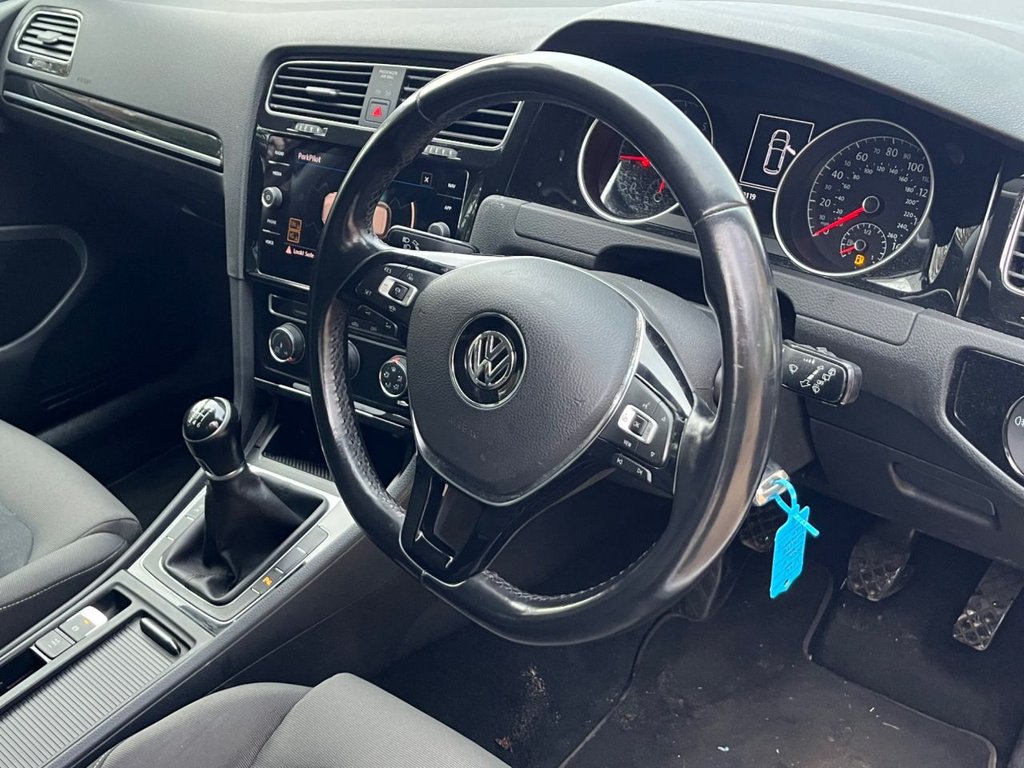 Used Volkswagen Golf 2018 for sale - 76798039: Photo 4