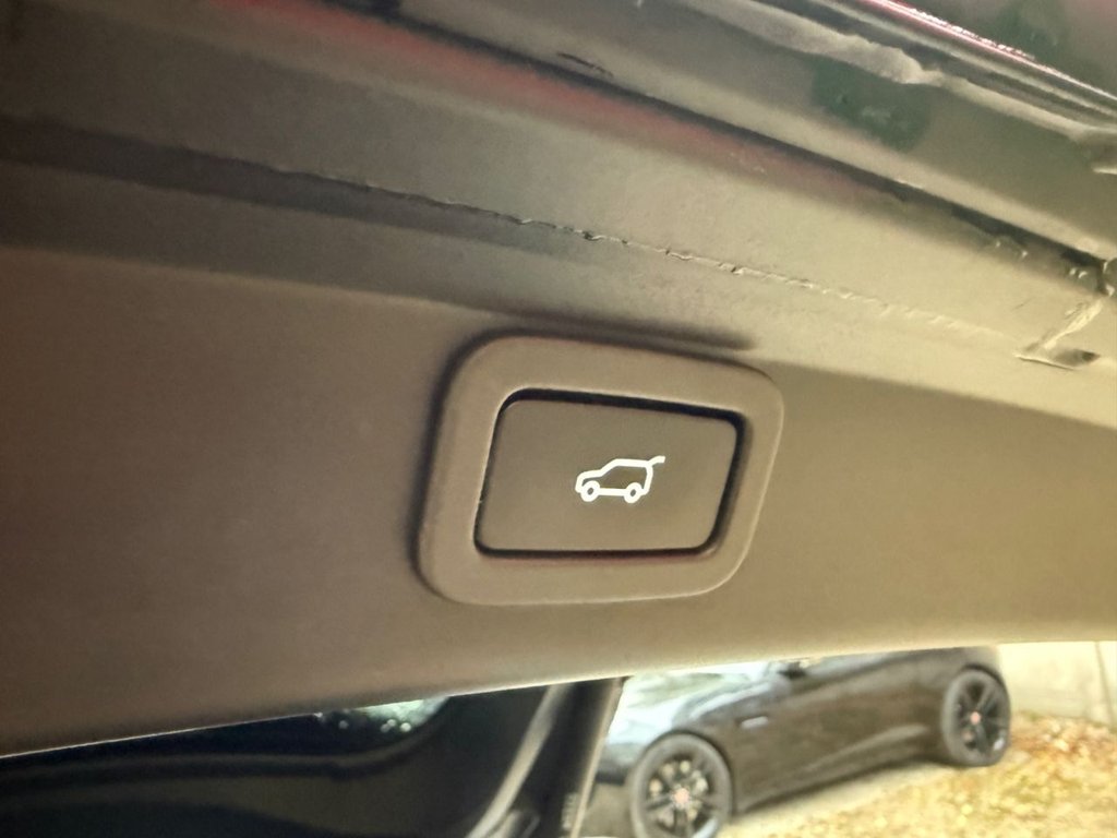 Used Jaguar I-Pace 2020 for sale - 76356940: Photo 16