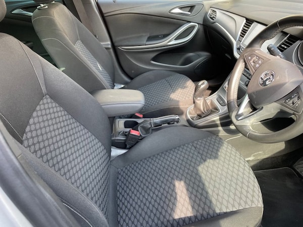 Used Vauxhall Astra 2017 for sale - 75062232: Photo 12