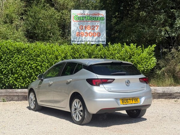 Used Vauxhall Astra 2017 for sale - 75062232: Photo 2