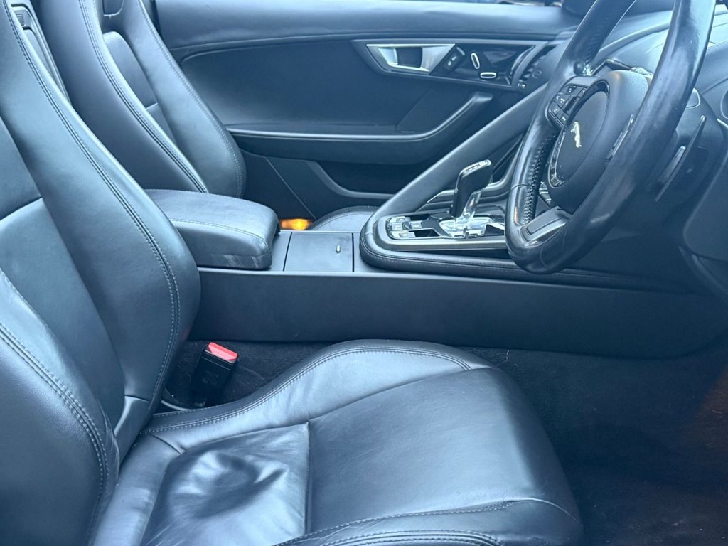 Used Jaguar F-Type 2017 for sale - 77383859: Photo 14