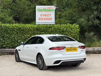 Used Jaguar XE 2019 for sale - 78919110: Photo