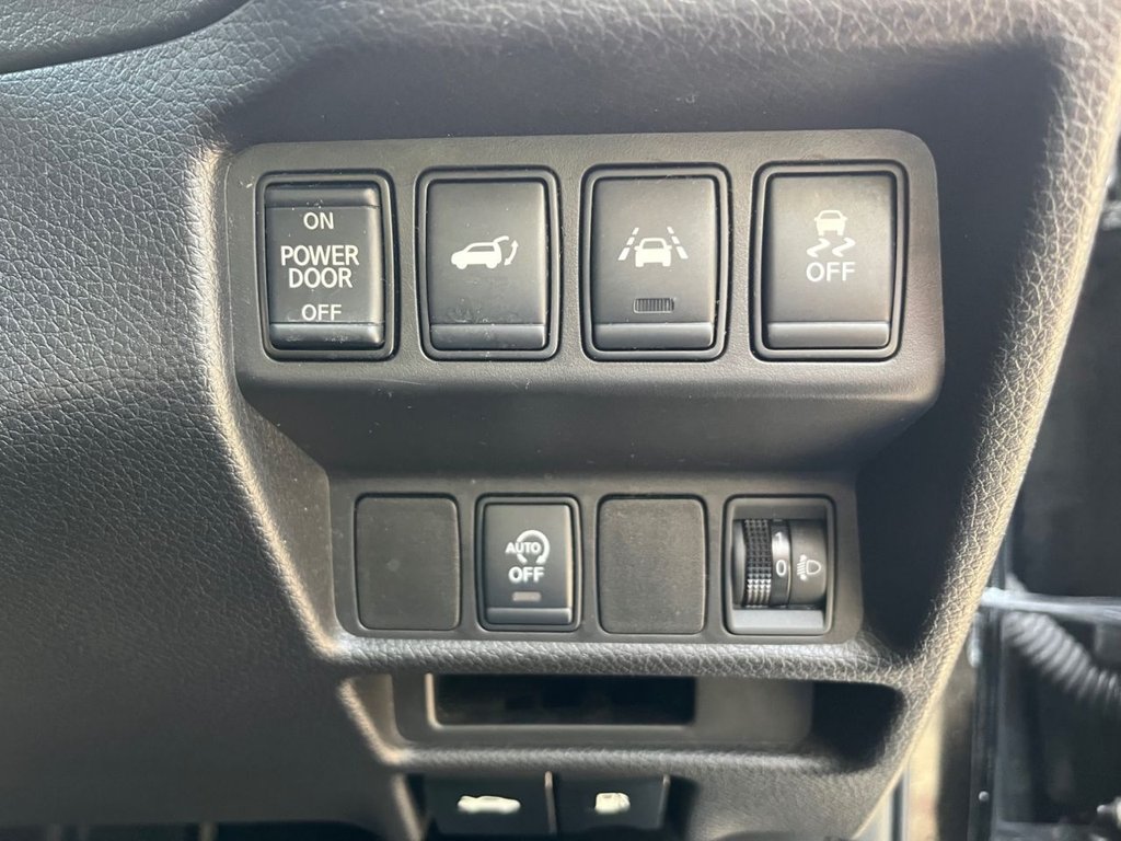 Used Nissan X-Trail 2017 for sale - 76617526: Photo 30