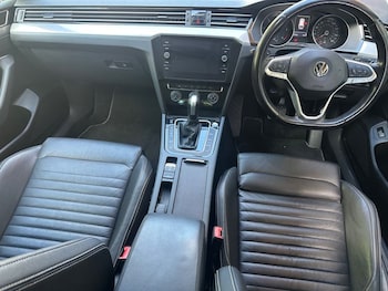 Used Volkswagen Passat 2019 for sale - 78968772: Photo