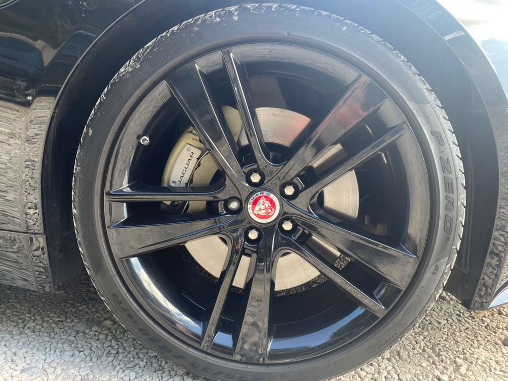 Used Jaguar F-Type 2015 for sale - 76119233: Photo 11