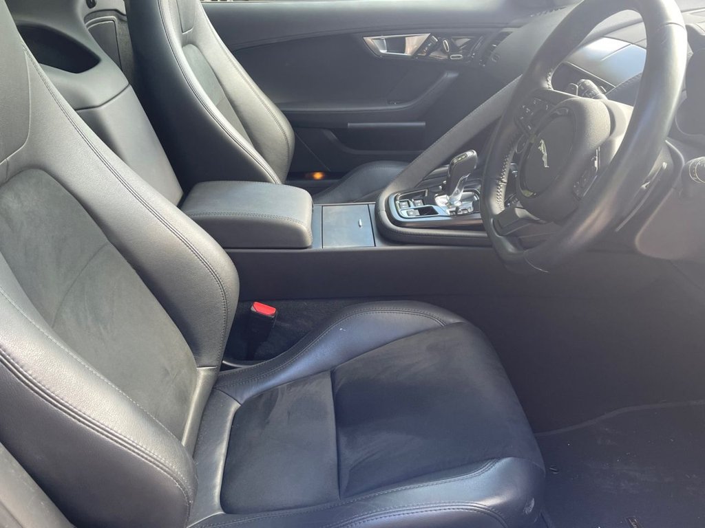 Used Jaguar F-Type 2015 for sale - 76119233: Photo 15