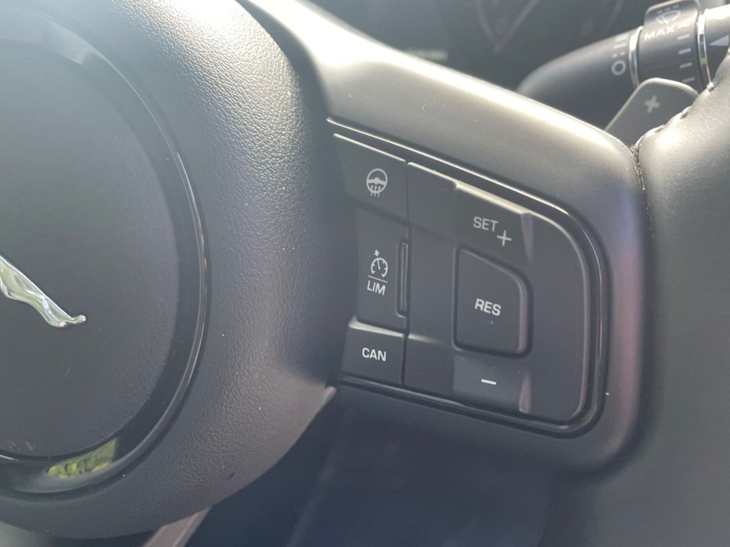 Used Jaguar F-Type 2015 for sale - 76119233: Photo 21