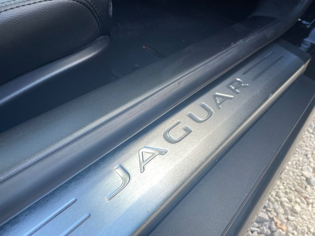 Used Jaguar F-Type 2015 for sale - 76119233: Photo 29